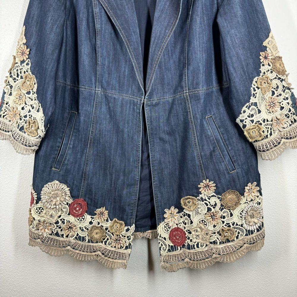 Chicos Denim Lace Doilie Long Blazer Jacket Boho Embellishment Size 3 Or XL - Picture 3 of 12